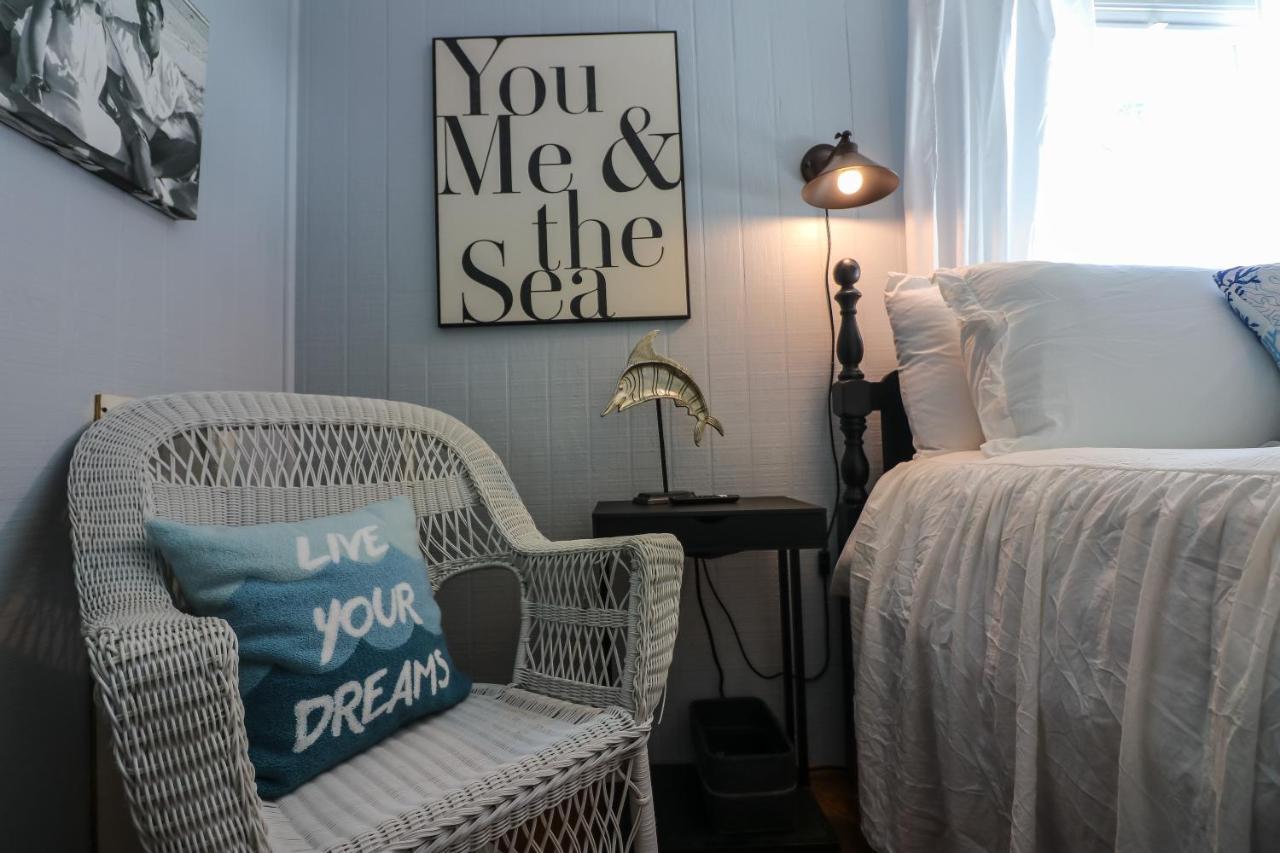 One-Of-A-Kind Beach Home With Lounge Bar Game Room กาลเวสตัน ภายนอก รูปภาพ
