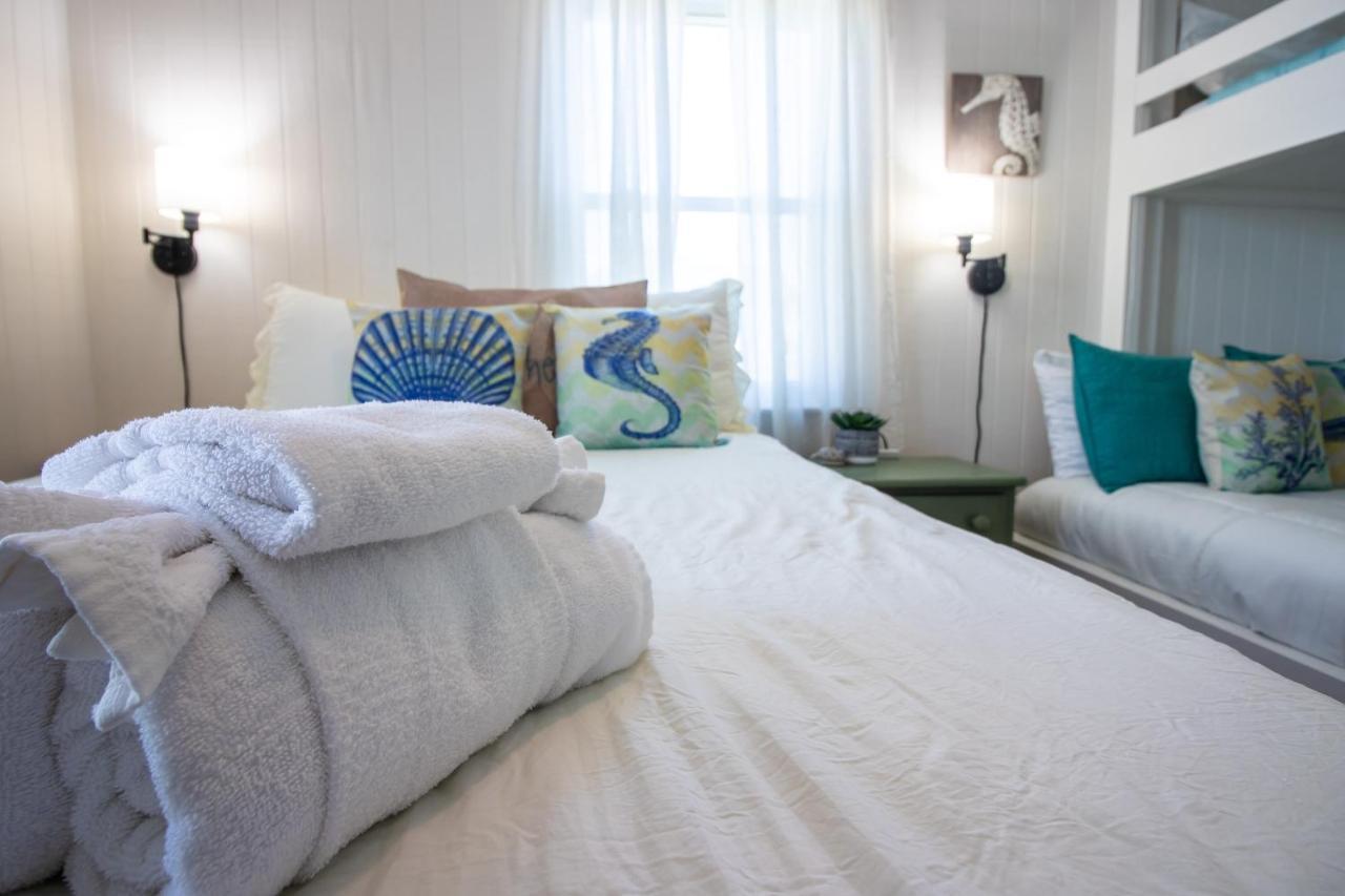 One-Of-A-Kind Beach Home With Lounge Bar Game Room กาลเวสตัน ภายนอก รูปภาพ